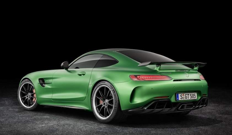 Illustration for article titled Mercedes-AMG GT R: This Is It